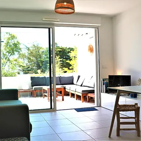 Les Salins- T3 - Terrasse